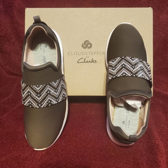 Clark's Nova Way Sneaker Size 10W Womans Cloudsteppers - Picture 4 of 5